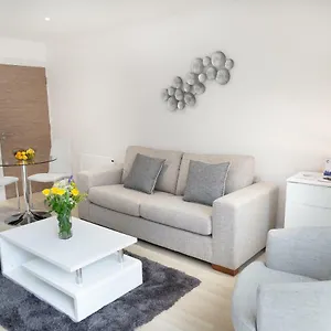 Citystay - Park House Apartment
